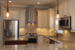granite-kitchen-and-backsplash